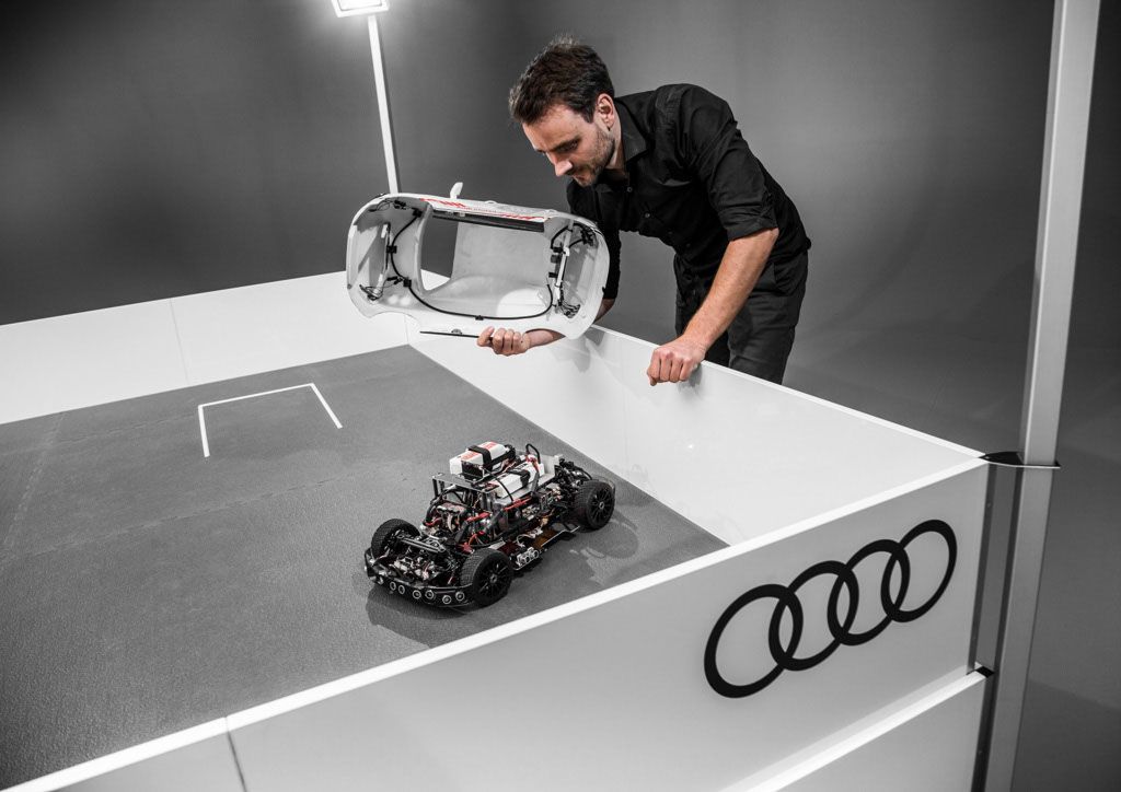 Audi Q2 deep learning concept