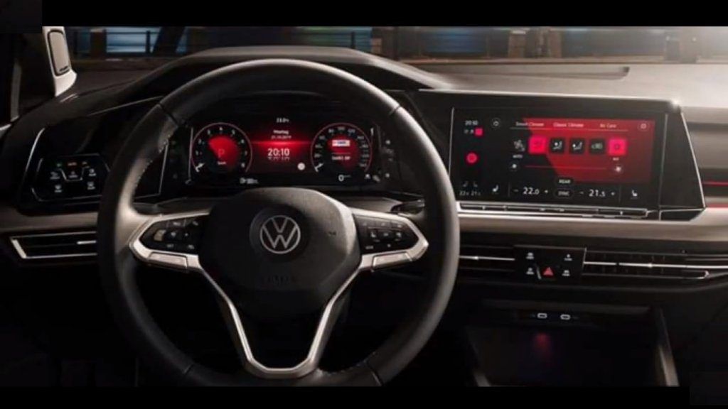 Volkswagen Golf 8 interni