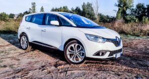 Renault Grand Scénic Blue dCi 120 CV Business, prova su strada