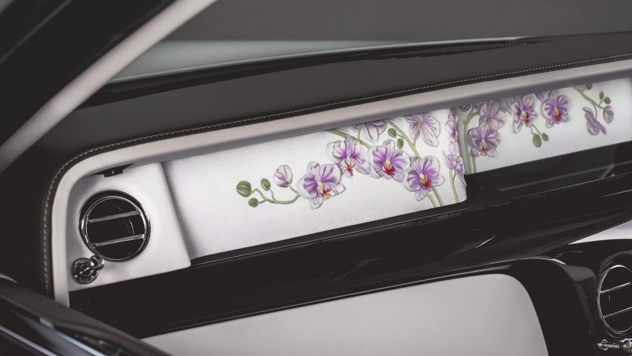 Rolls Royce Phantom Orchid