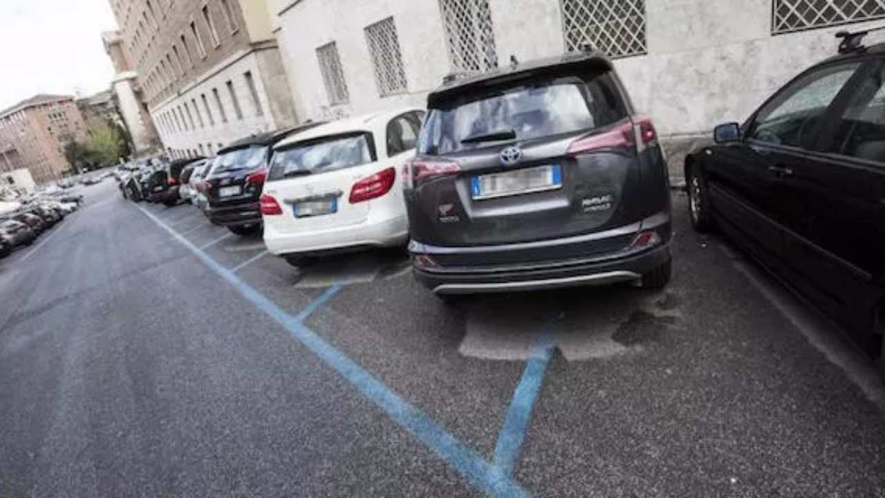 NON parcheggiare mai così