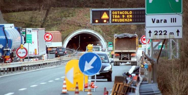 Cantiere autostradale in Liguria