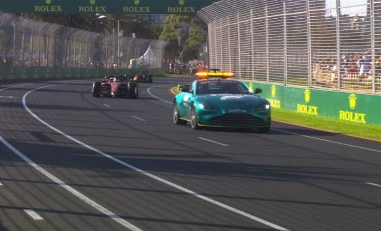 Safety Car Australia Aston Martin