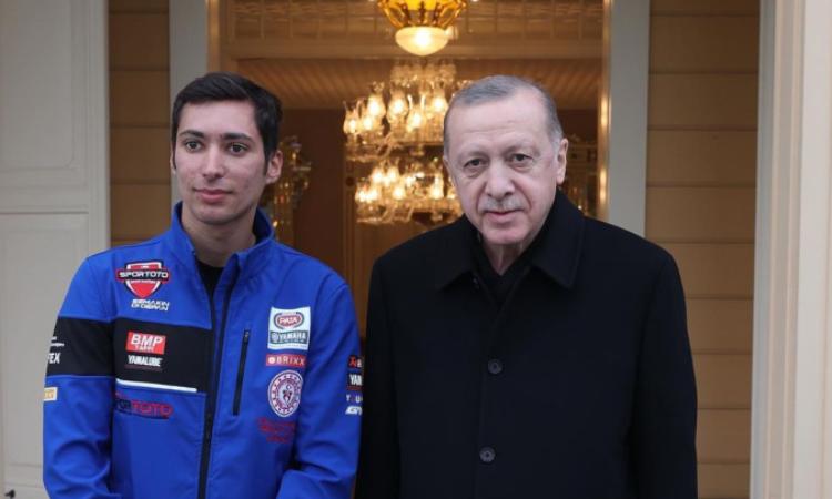 Toprak Razgatlioglu e il presidente Erdogan