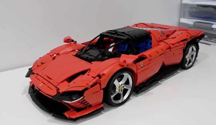 Ferrari Daytona Lego