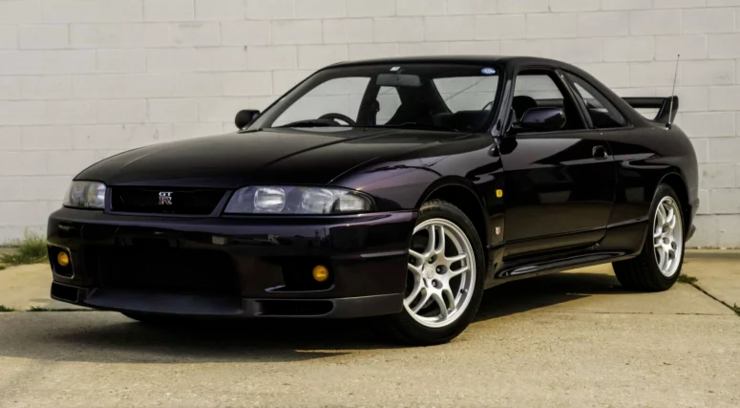 R33 Nissan GTR