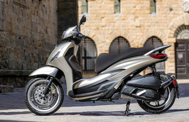 Piaggio Beverly frontale