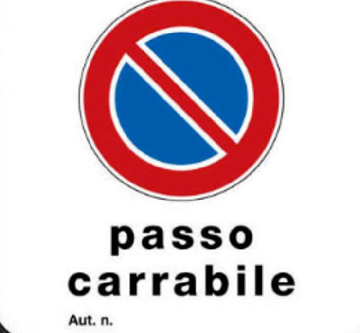 Passo carrabile cartello 