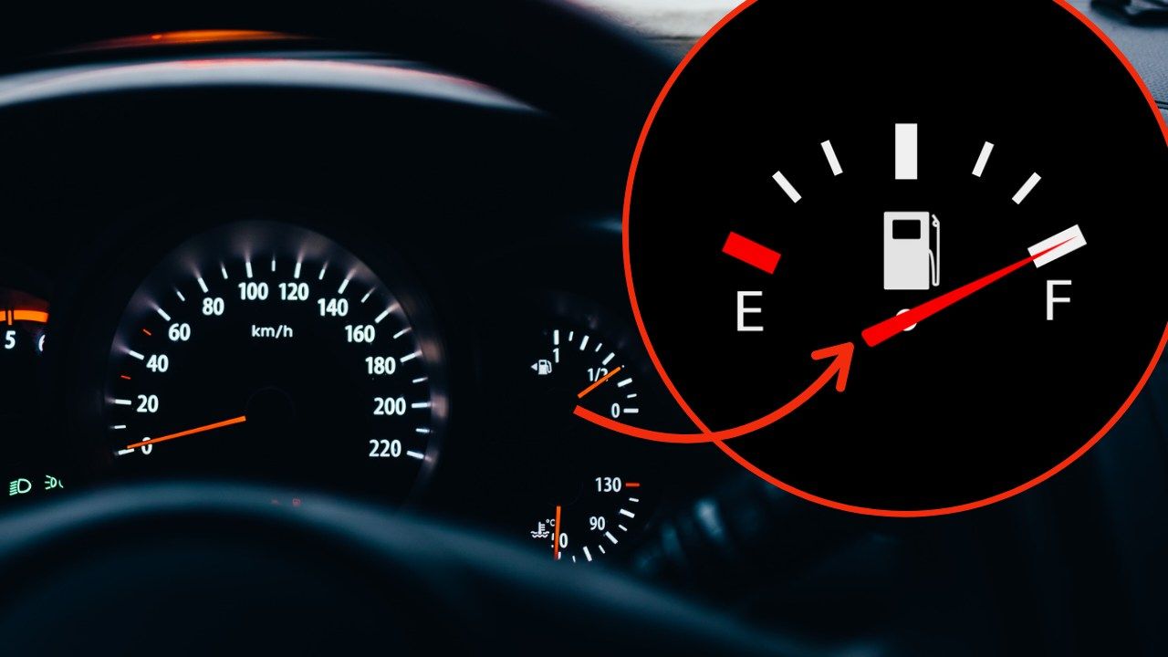 Have you ever noticed the red arrow?  Not only refers to the fuel – it has a hidden function