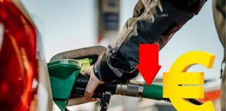 Prezzi benzina scesi