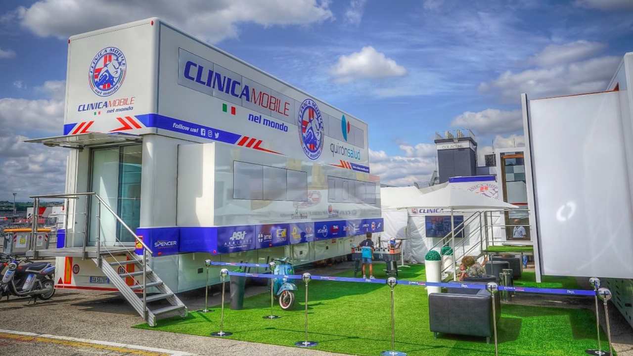 Clinica Mobile