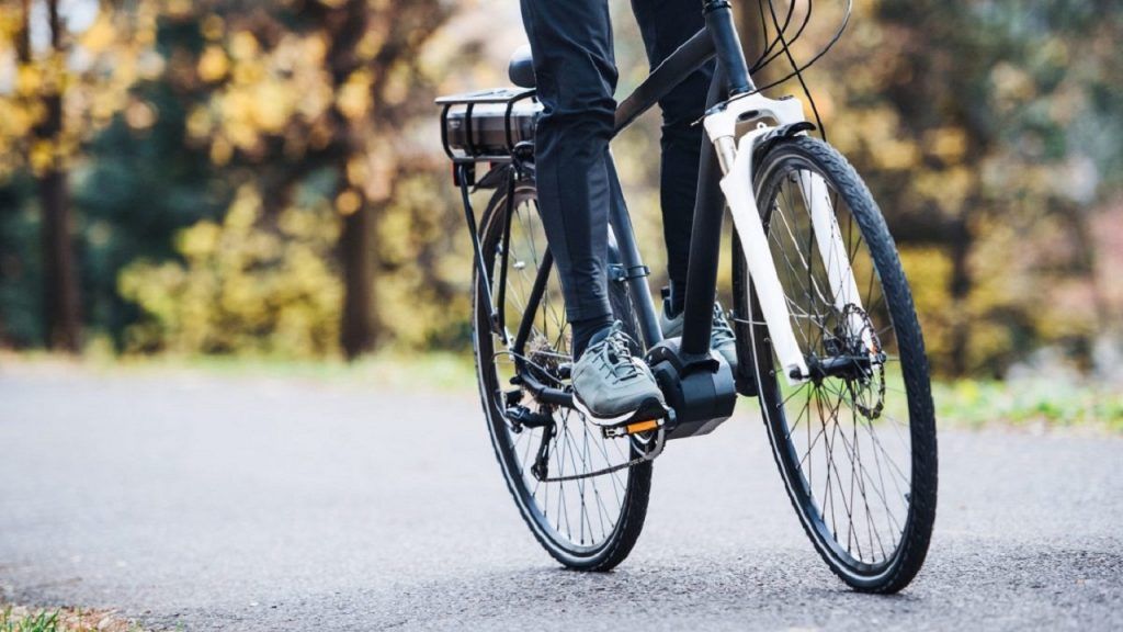 bicicletta su strada