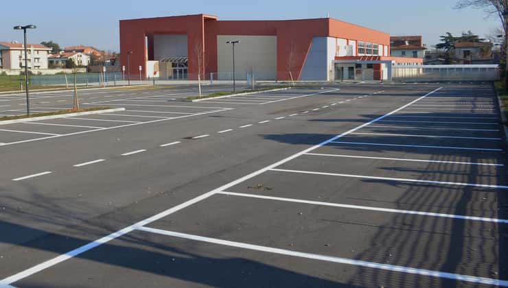 parcheggio incrocio