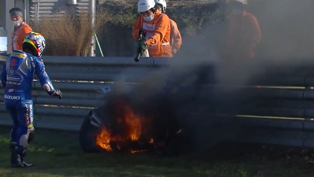 suzuki-tsuda-motogp-motegi-incendio