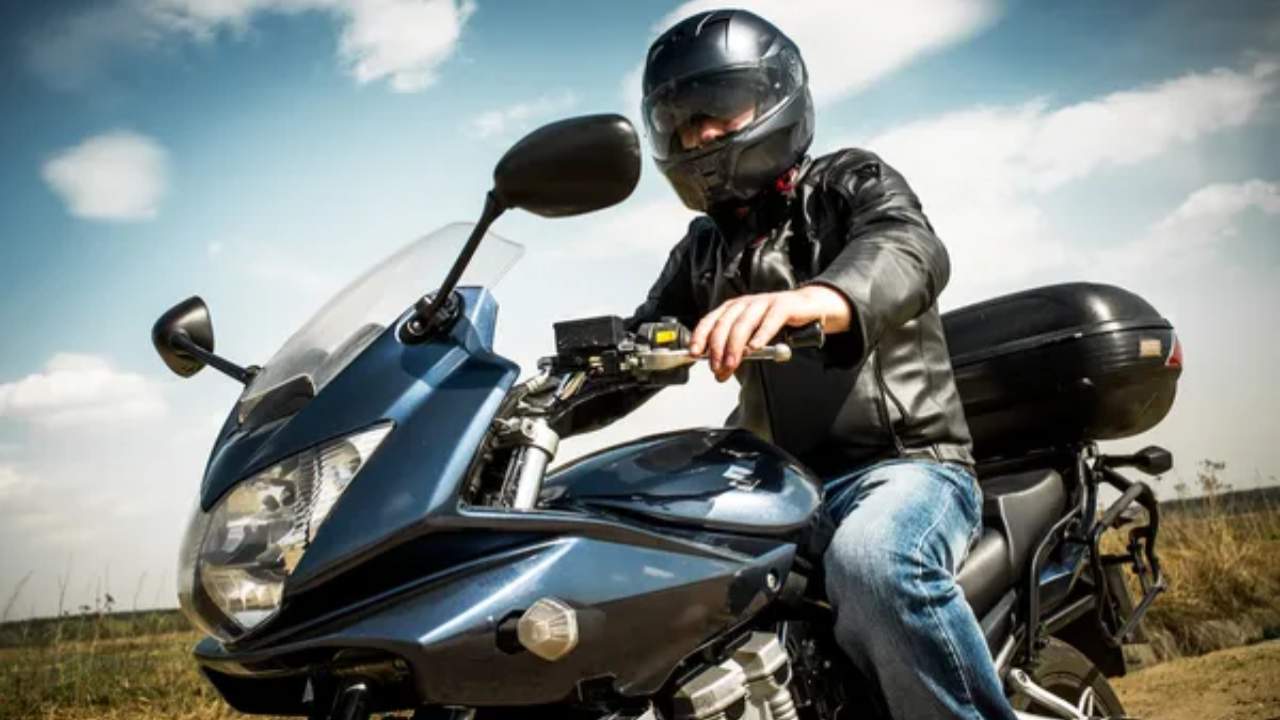 Motociclista norme nuove - Motori.News
