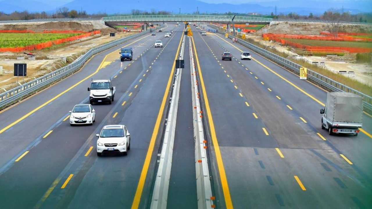 Terza corsia autostrada