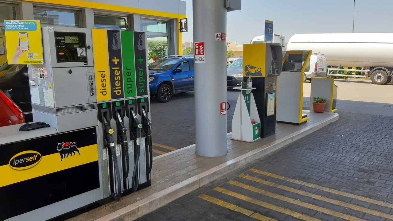 Distributori benzina