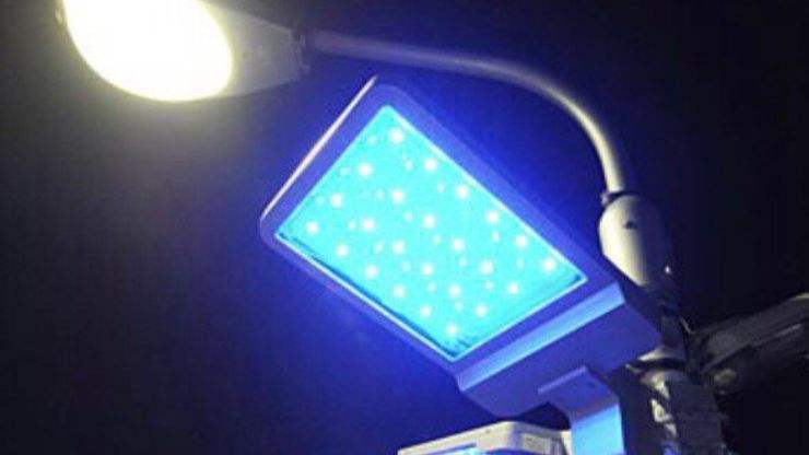 Luce a LED blu stazione di servizio