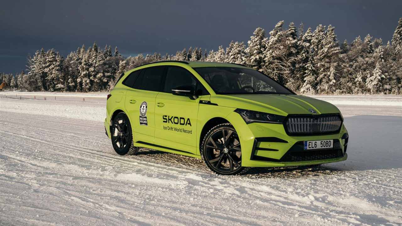 Škoda Enyaq RS iV (media press)
