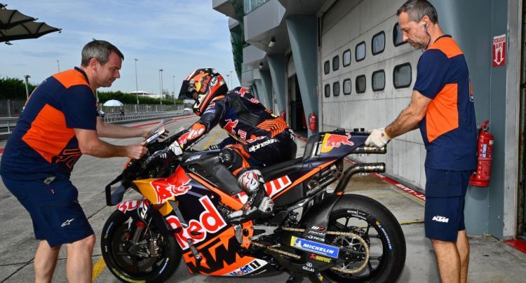 ktm-test-team-pedrosa-motogp