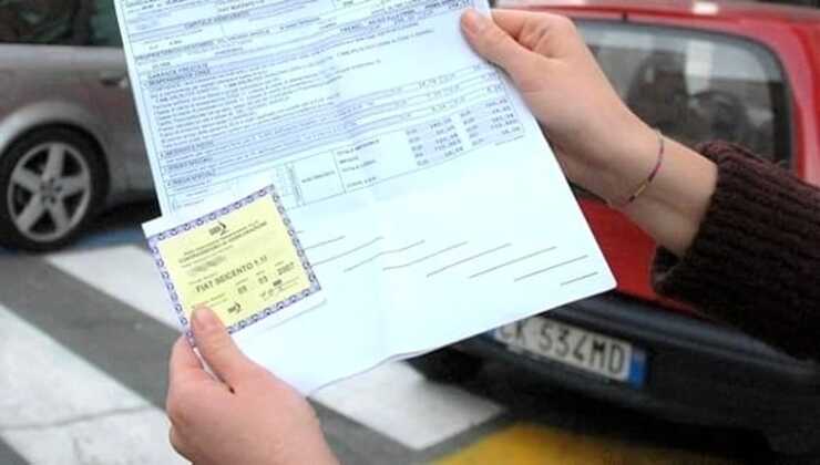 Assicurazione auto e multa