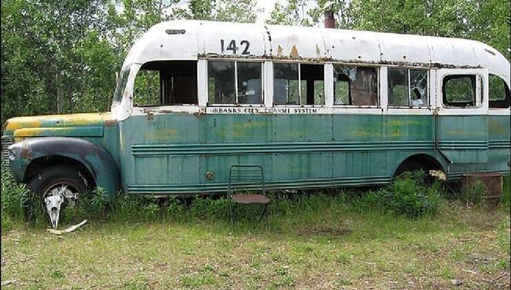 Autobus abbandonato
