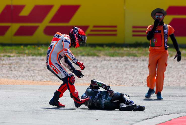 Marc Marquez dopo l'incidente a Portimao (Ansa)