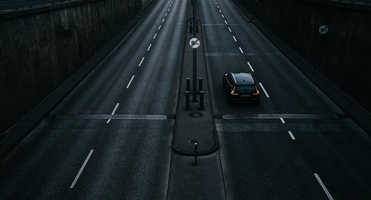 Auto del futuro senza benzina