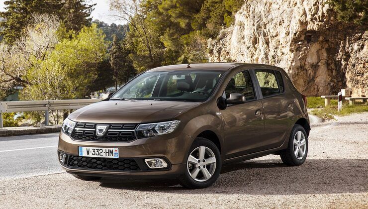 dacia sandero, l’auto più economica in Italia