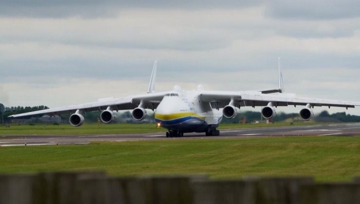 Aereo cargo più grande mondo