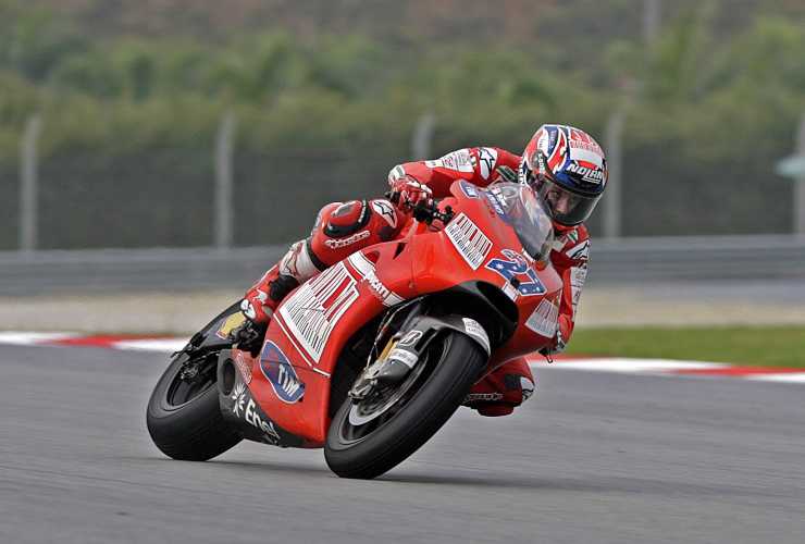 Casey Stoner sulla Ducati (Ansa)