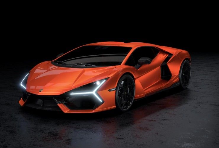 Lamborghini Revuelto