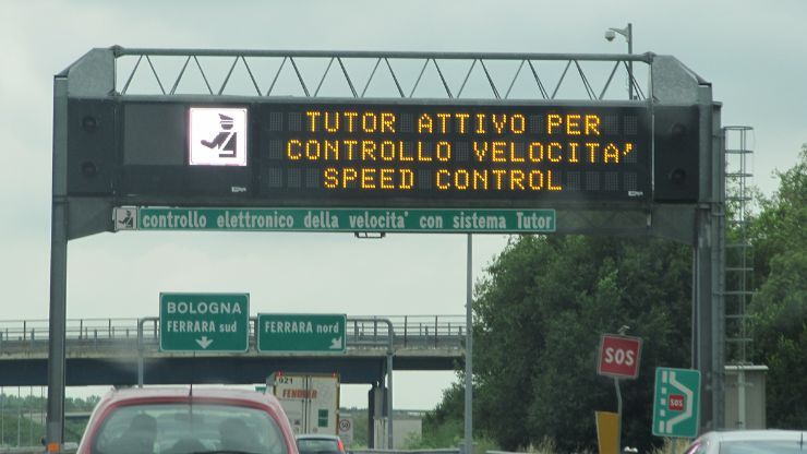 Tutor in autostrada